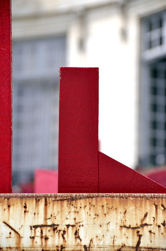 Numérotée 1/7 et signée par l'artiste
Formats :
50x75 et 76x122
Formats plus grands sur demande