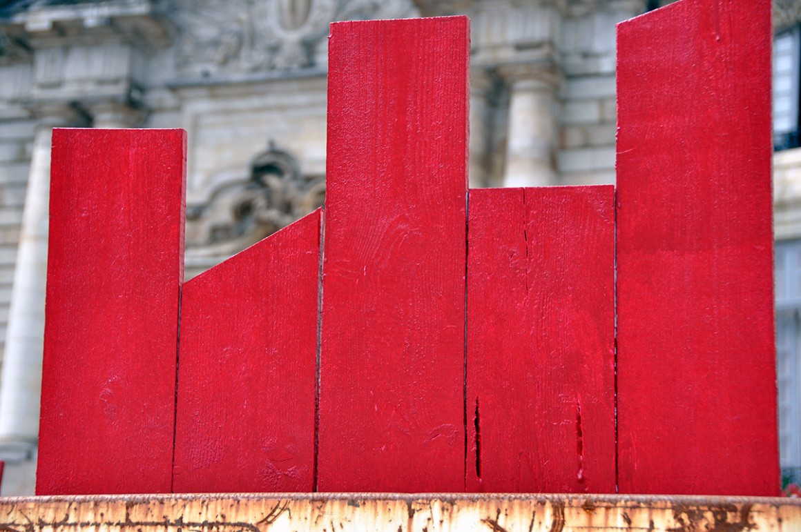 Numérotée 1/7 et signée par l'artiste
Formats :
50x75 et 76x122
Formats plus grands sur demande